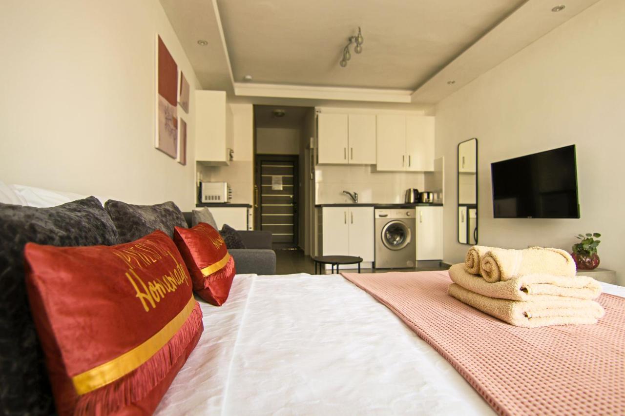 Phaedrus Living: Seaside Luxury Flat Athina 115 Apartment Пафос Екстериор снимка