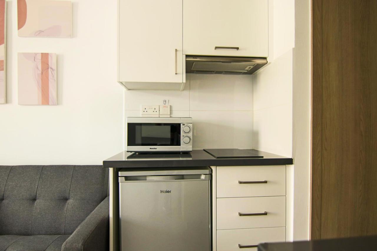 Phaedrus Living: Seaside Luxury Flat Athina 115 Apartment Пафос Екстериор снимка